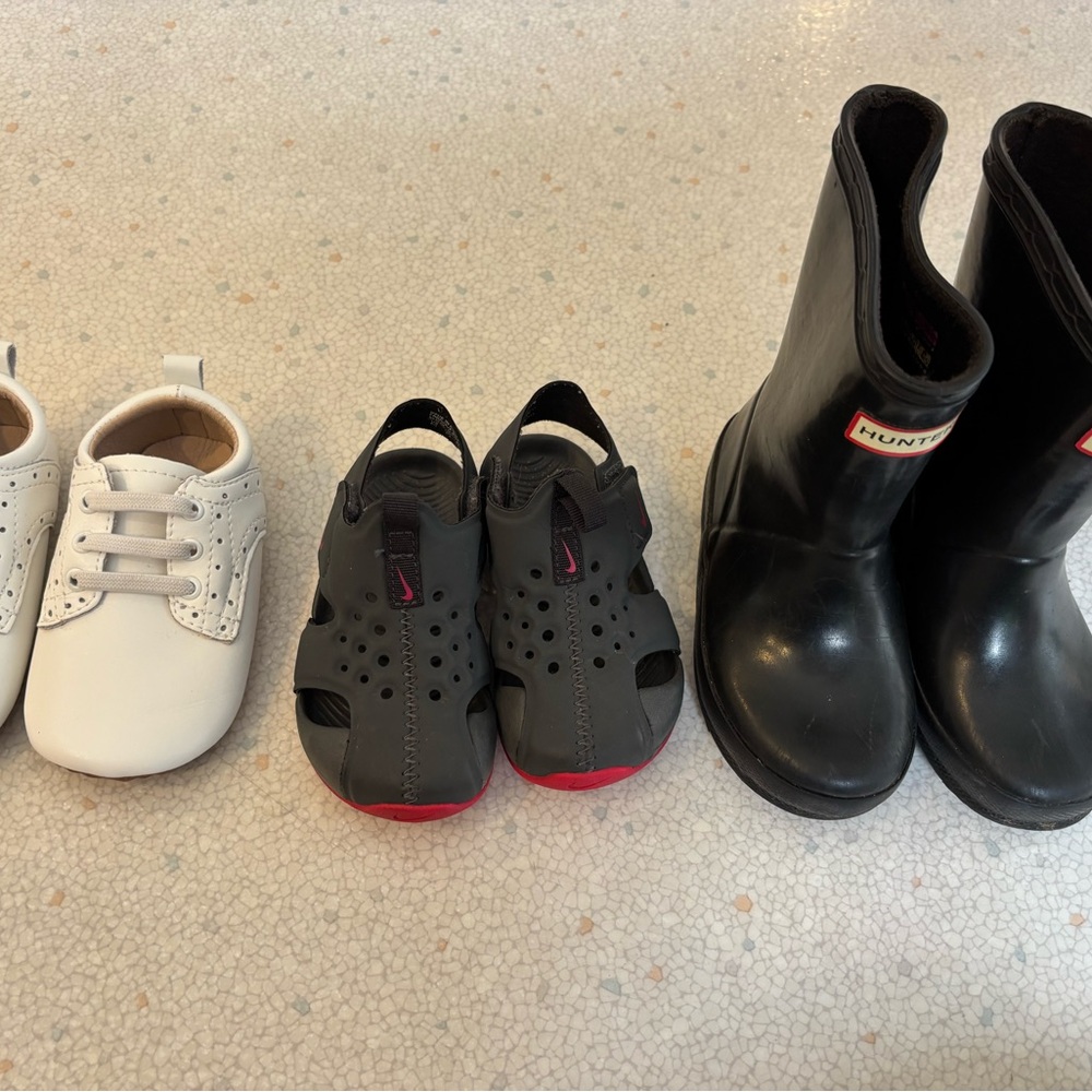Hunter Kids shoe lot 6